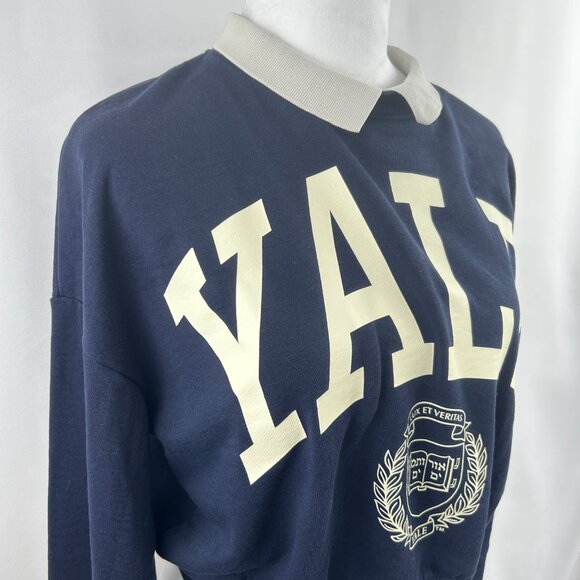 H&M x Yale University Navy Preppy Collegiate Crop Sweatshirt – Women's small - Picture 4 of 12